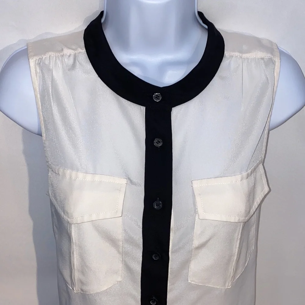 J. Crew sleeveless oversized button down blouse in white with black trim size 6 - Picture 3 of 11